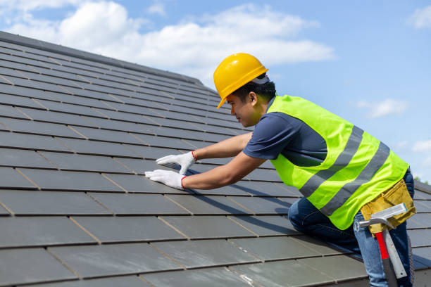 Best Residential Roofing Contractor  in Washburn, IL